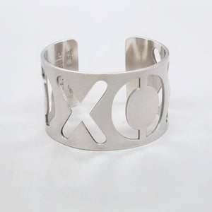 XO - 1.5" Cuff Bracelet